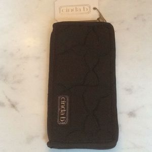 cinda b continental zip wallet espresso